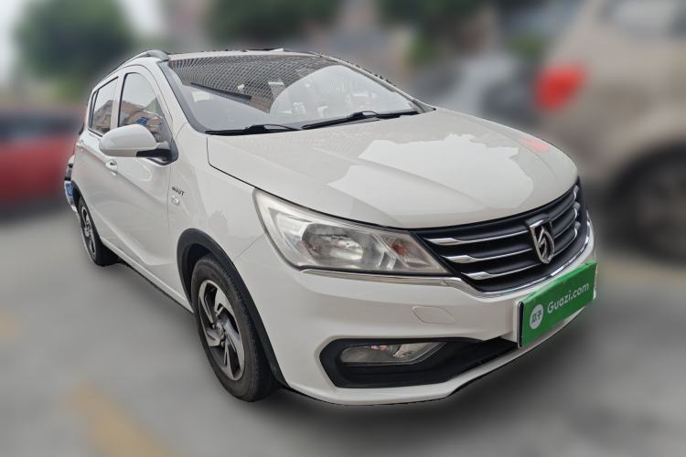 Used Baojun 310 2017 1.5L Automatic Fashion Model