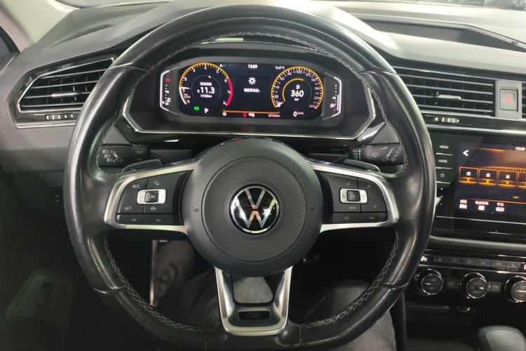 Used Volkswagen Tiguan L 2021 330TSI Automatic Two-Wheel Drive R-Line Flagship Edition
