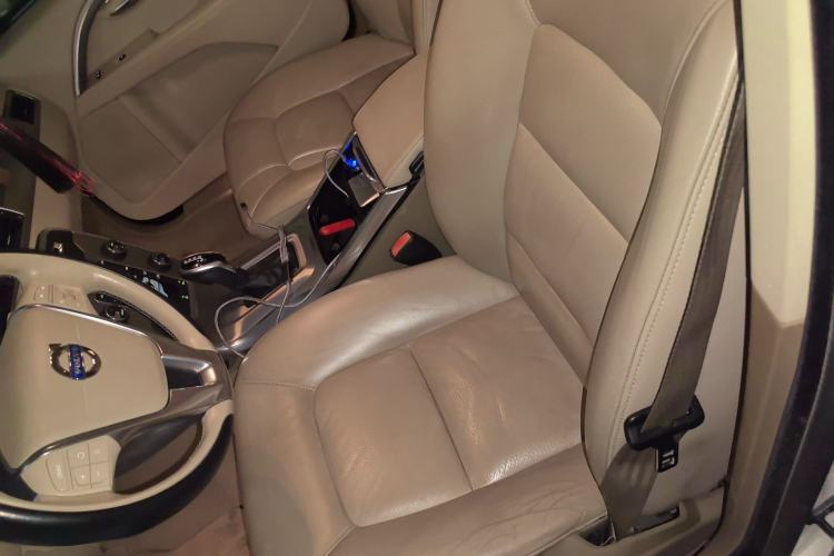 Used Volvo S80L 2014 2.0T T5 Intelligent Luxury Edition