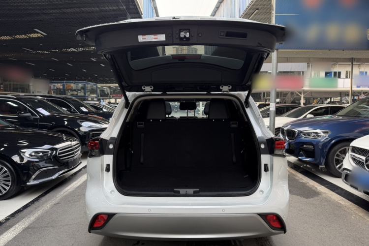 Used Toyota Highlander 2023 2.5L Smart Electric Hybrid Dual-Engine Four-Wheel Drive Prestige Version – 7 Seats
