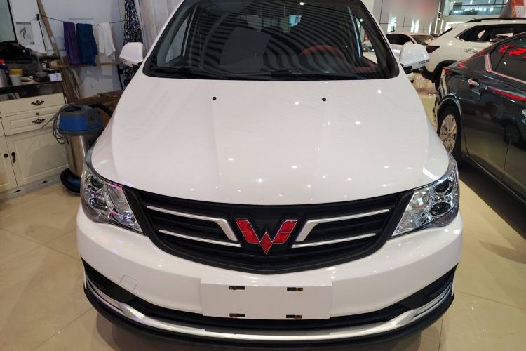 Used Wuling 730 2020 Commercial Vehicle 1.5L Manual Value Edition 7 Seats
