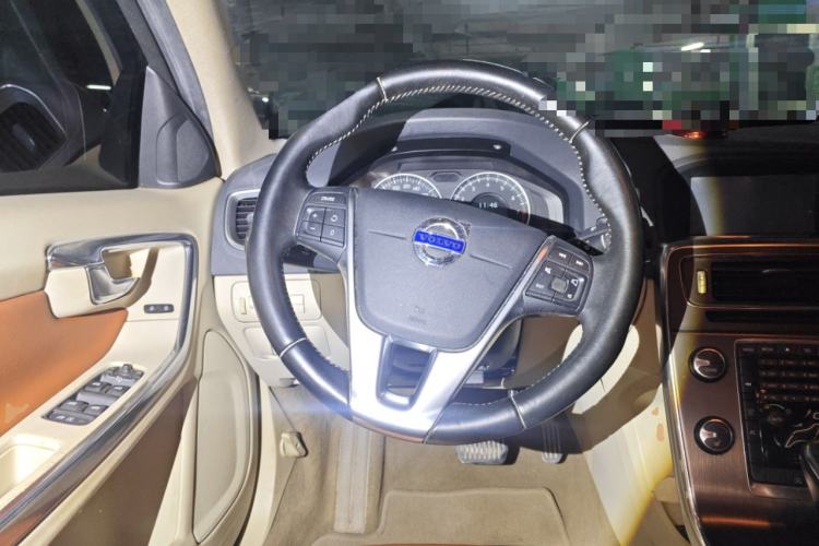 Used Volvo S60 2013 T5 Comfort Edition