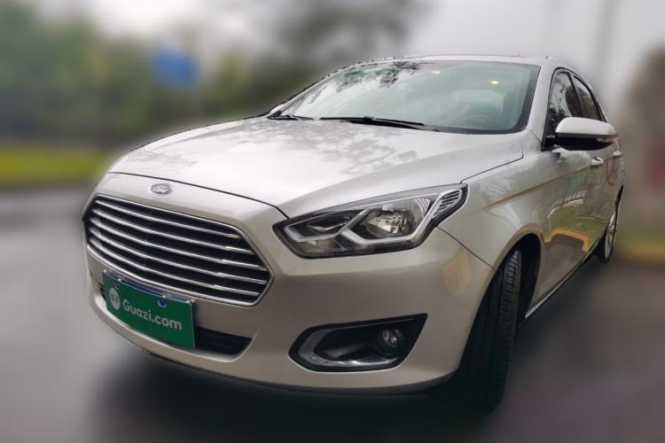 Used Ford Escort 2015 1.5L Automatic Fashion Model