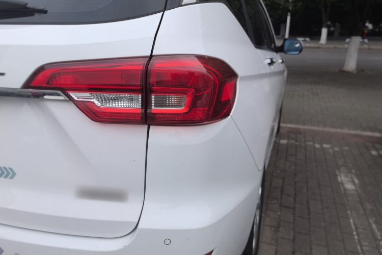 Used Haval M6 2017 1.5T Automatic Two-Wheel Drive Prestige Model