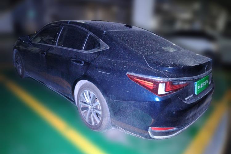 Used Lexus ES 2020 200 Excellence Edition Rear Left 45 Deg