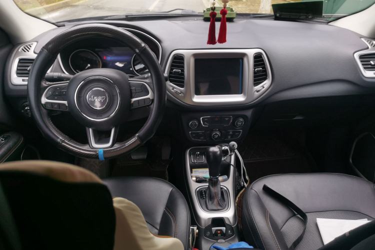 Used Jeep Compass 2017 200T Automatic Family Edition