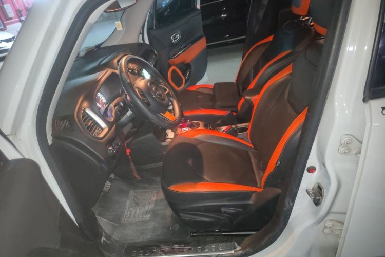 Used Jeep Renegade 2016 1.4T Automatic Jingneng Edition Left Front Seat