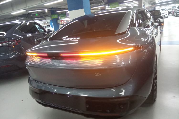Used Zeekr 007 2024 Rear-Drive Enhanced Version 75 kWh