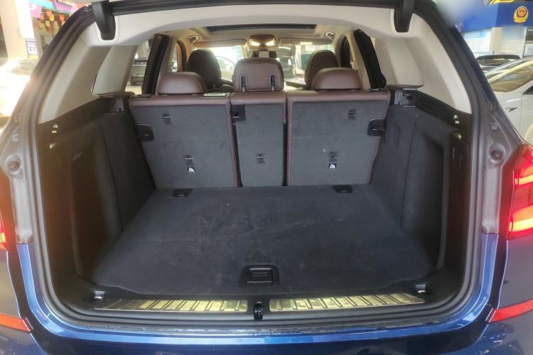 Used BMW X3 2018 xDrive28i M Sport Package China VI Trunk