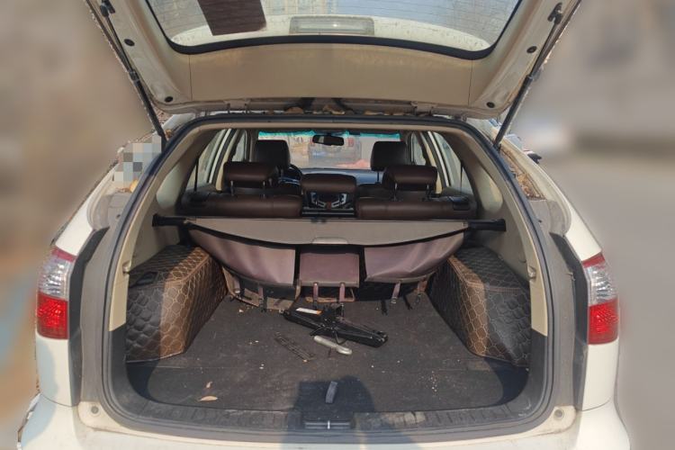 Used BYD S6 2014 2.0L Manual Luxury 5-Seater