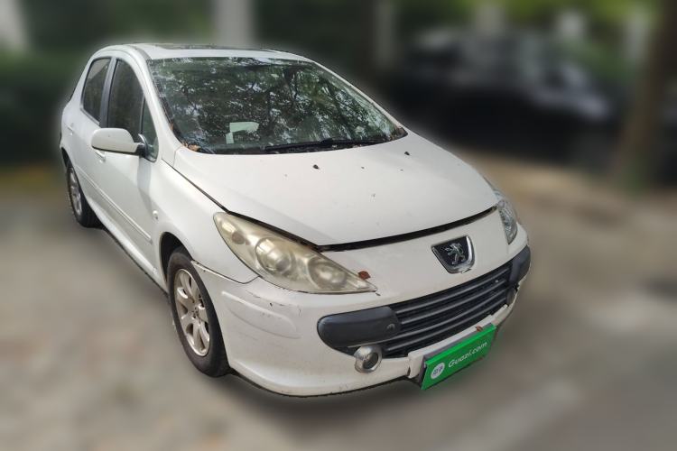 Used Peugeot 307 2012 Hatchback 1.6L Manual Comfort Edition
