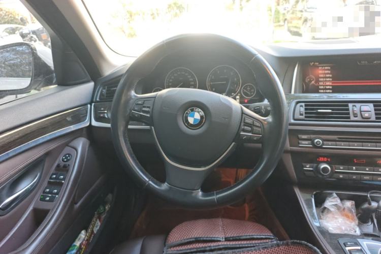 Used BMW 5 Series 2014 525Li Luxury Design Package