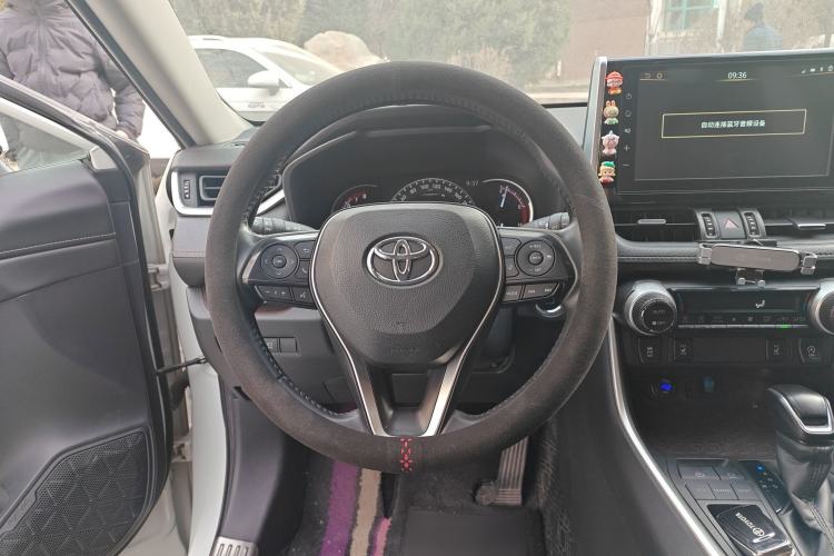 Used Toyota RAV4 2020 2.0L CVT Two-Wheel Drive Prestige Edition Steering Wheel