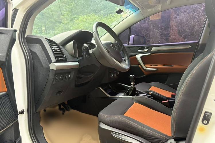 Used JAC Refine S3 2014 1.5L Manual Luxury Model