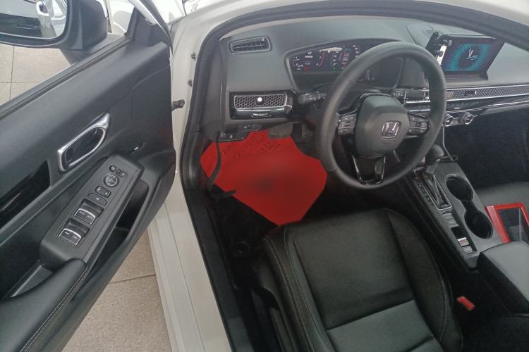 Used Honda Civic 2023 240TURBO CVT Dynamic Edition
