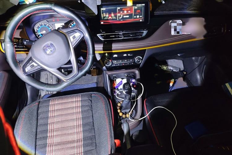 Used CHANGAN Eado DT 2019 1.6L Manual Comfort Model China VI Standard
