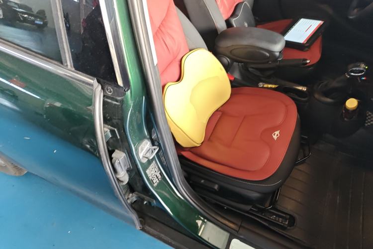 Used MINI 2016 1.2T ONE Five-Door Edition Right Front Seat