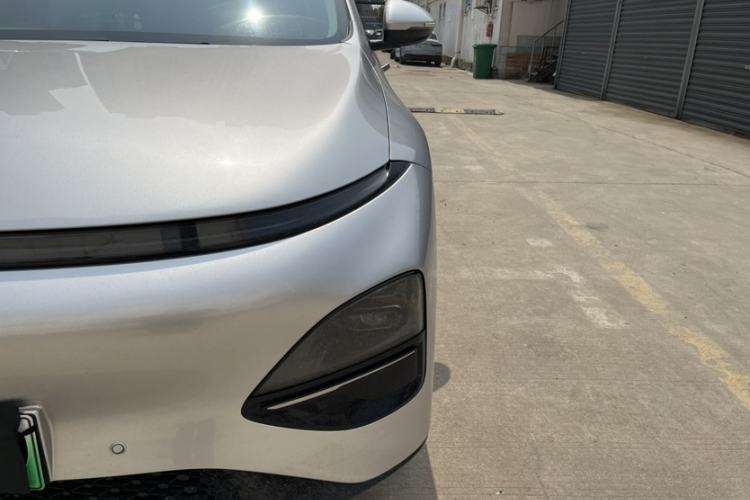 Used XPeng G6 2023 580 Long-Range Pro Exterior 8