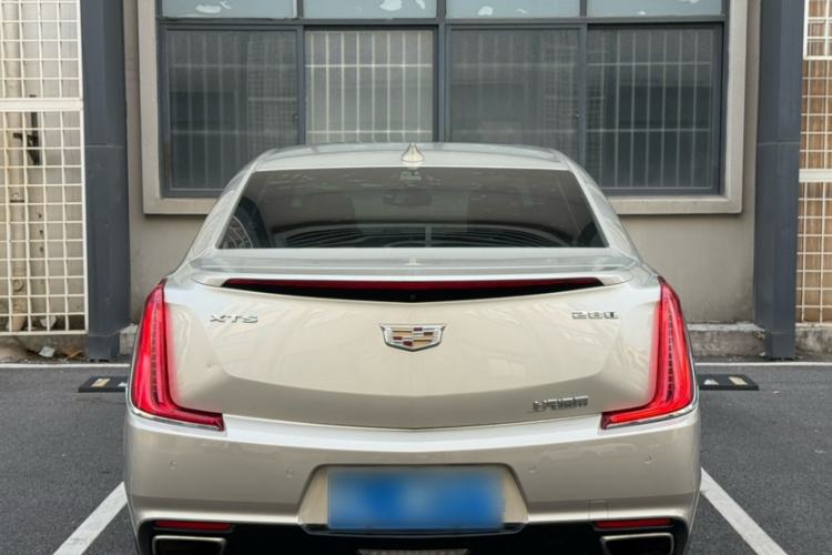 Used Cadillac XTS 2018 28T Tech Edition Exterior 5