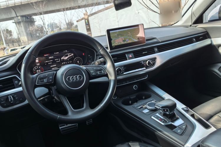 Used Audi A4L 2018 30th Anniversary Edition 40 TFSI Fashion Model