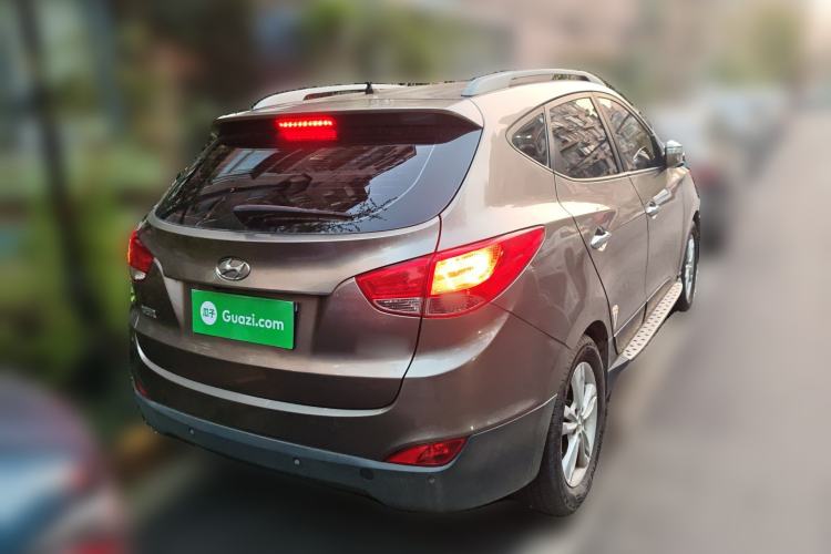 Used Hyundai ix35 2012 2.0L Automatic Two-Wheel Drive Elite Edition GLS
