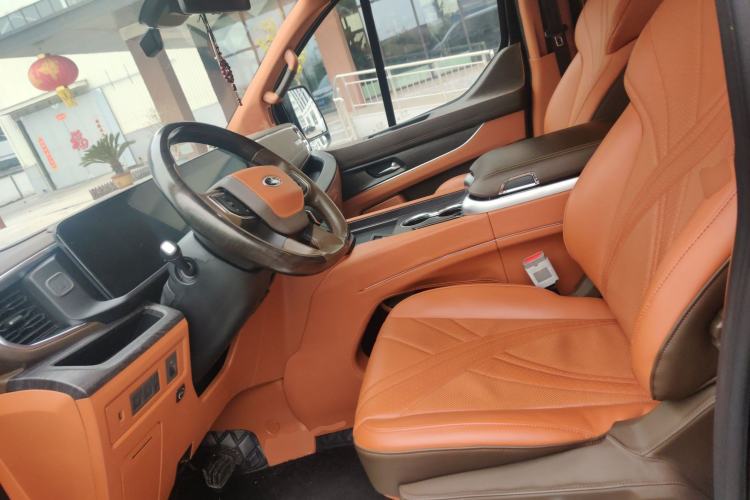 Used Juntian Black Warrior Youth 2025 2.0T Gasoline Top-of-the-Line Version Left Front Seat