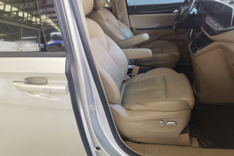 Used Buick GL8 2020 ES Land Cruiser 653T Luxury Edition