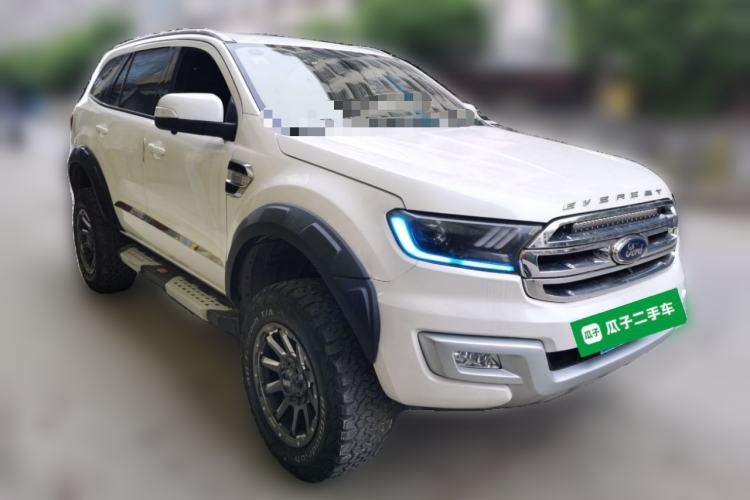 Used Ford Everest 2017 2.0T Gasoline Automatic 4x4 Luxury Edition 5 Seats Front Right 45 Deg