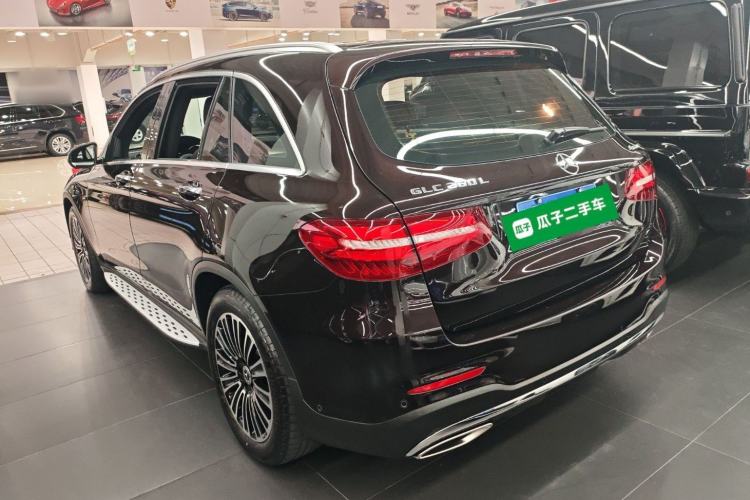 Used Mercedes-Benz GLC 2019 GLC 260 L 4MATIC Dynamic Model
