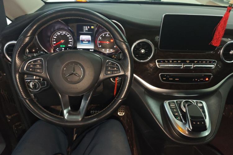 Used Mercedes-Benz V-Class 2017 V 260 Prestige Edition