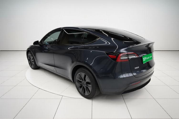 Used Tesla Model Y 2024 Rear-Wheel-Drive Version Exterior 2