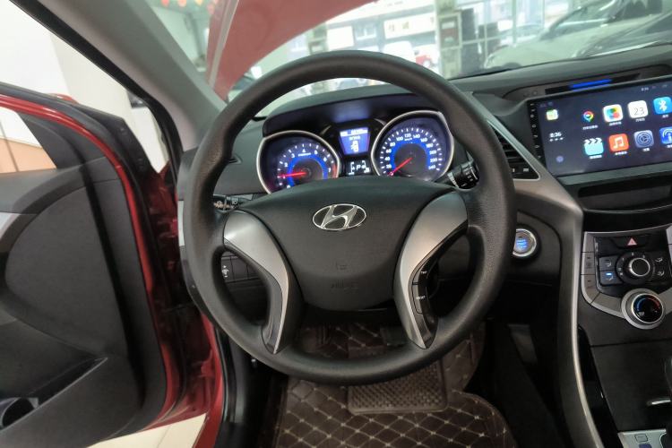 Used Hyundai Elantra (5th Generation / Langdong) 2015 1.6L Automatic Leading Model
