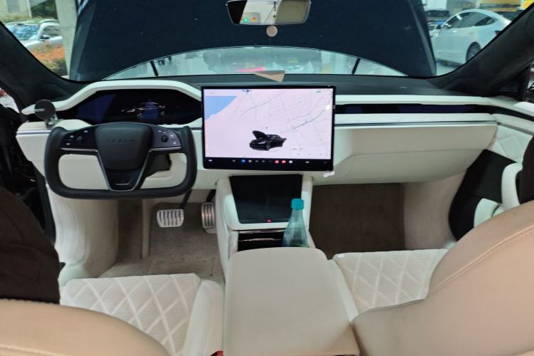 Used Tesla Model S 2023 Dual-Motor All-Wheel-Drive Version Center Console