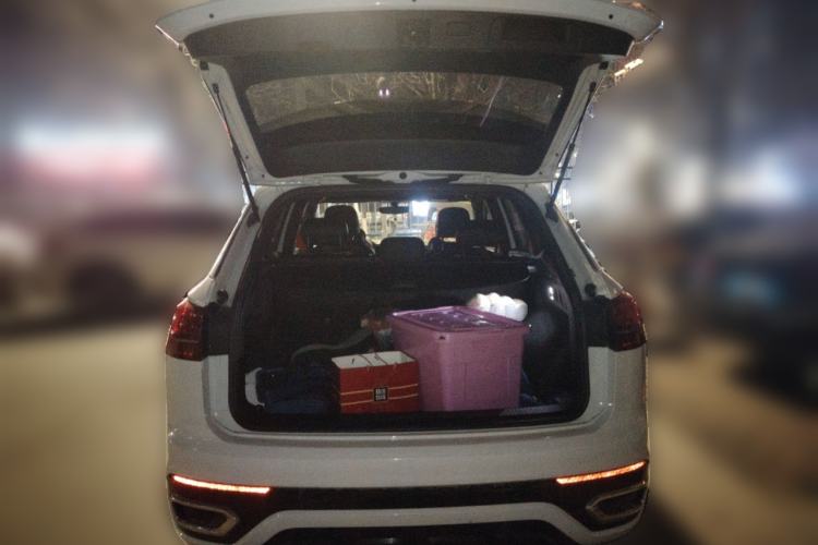 Used Volkswagen Tayron 2019 380TSI Four-Wheel Drive R-Line China VI-standard Trunk