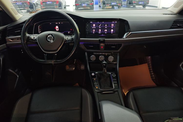 Used Volkswagen Sagitar 2022 280TSI DSG Excellence Edition Center Console