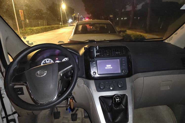 Used GAC Gonow Starry 2013 1.5L Seven-Seater Luxury Model