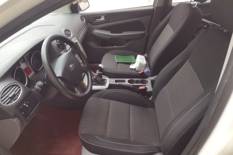 Used Ford Focus 2013 Hatchback Classic 1.8L Manual Base Model