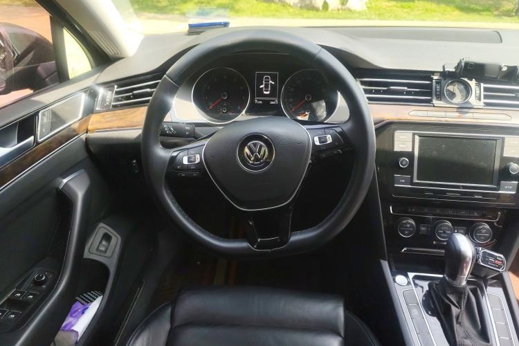 Used Volkswagen Magotan 2018 Facelift 330TSI DSG Luxury Model
