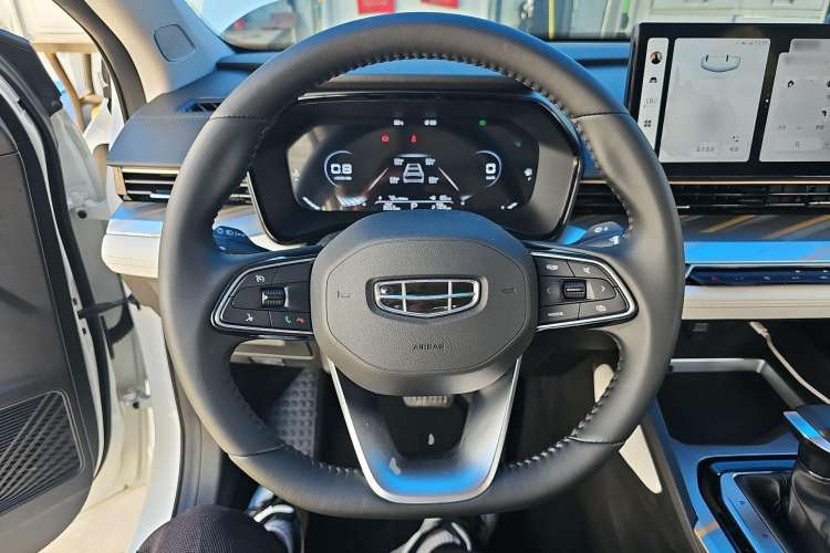 Used Geely Auto Emgrand L 2022 1.4T CVT Flagship Edition
