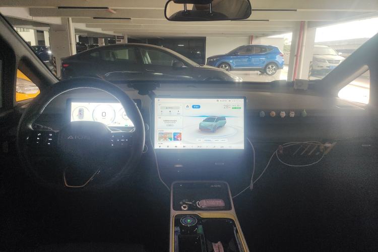 Used AION Y 2022 70 Intelligent Edition Lithium Iron Phosphate Center Console