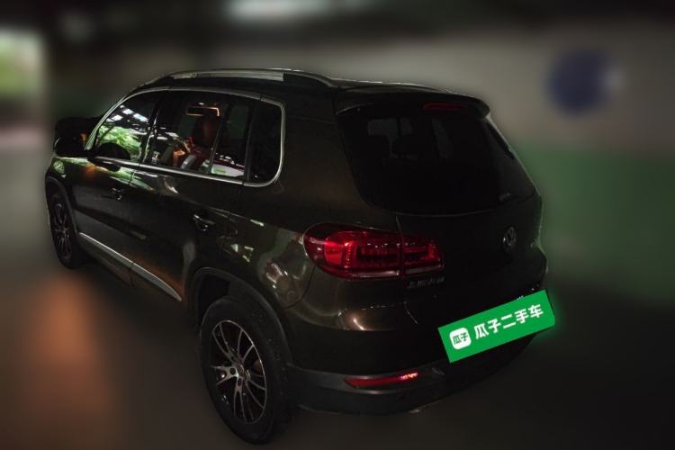 Used Volkswagen Tiguan 2015 1.8TSI Automatic Two-Wheel Drive Luxury Model Rear Left 45 Deg