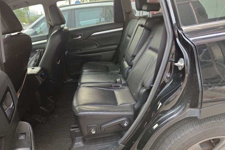 Used Toyota Highlander 2015 2.0T Four-Wheel Drive Luxury Edition 7-Seater Left Rear Seat