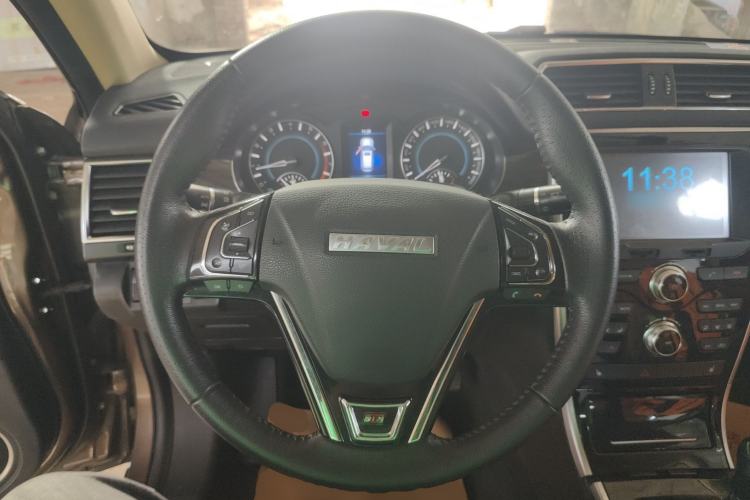 Used Haval H2 2016 Red Label 1.5T Manual Two-Wheel Drive Elite Model