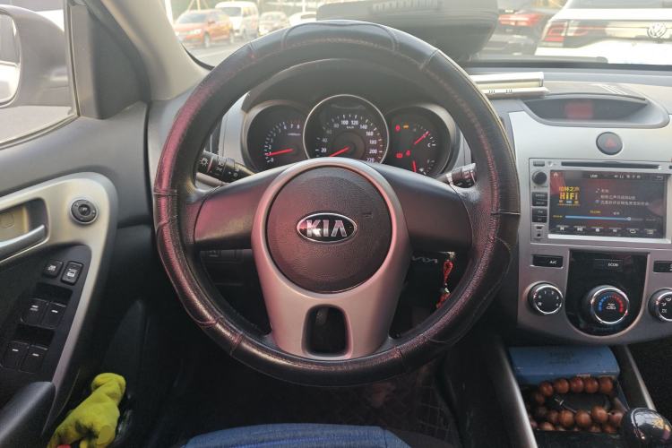 Used Kia Forte 2014 1.6L MT GL