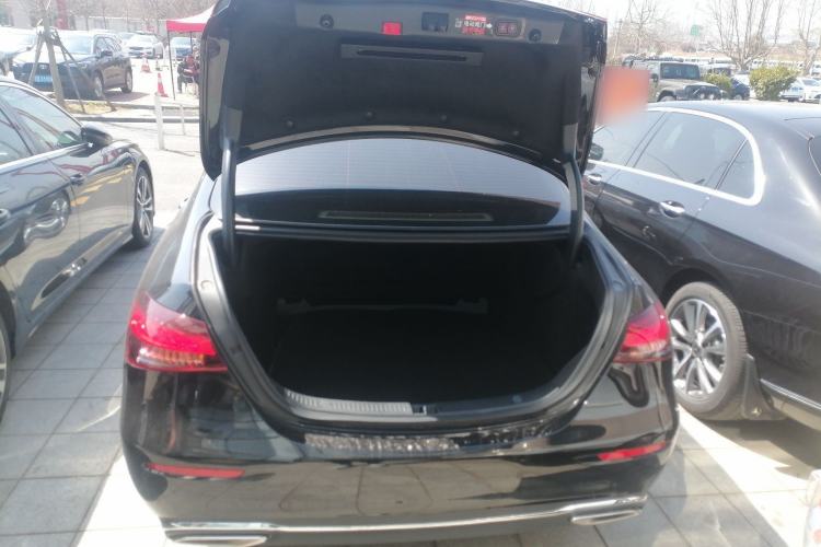 Used Mercedes-Benz E-Class 2023 Updated E 300 L Fashion Edition Trunk