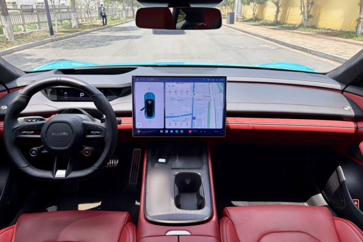 Used Xiaomi Auto SU7 2024 Four-Wheel Drive Ultra-Long Range Advanced Intelligent Driving Max Edition Interior 3