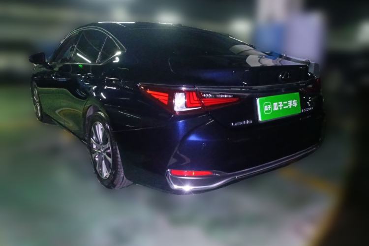 Used Lexus ES 2020 200 Excellence Edition
