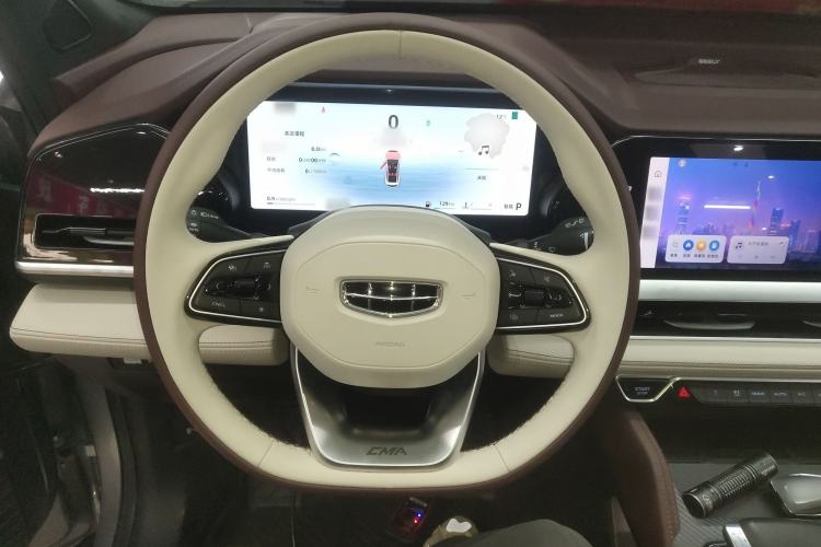 Used Geely Auto Monjaro L 2024 2.0TD High-Power Automatic Two-Wheel Drive Yunqi Version