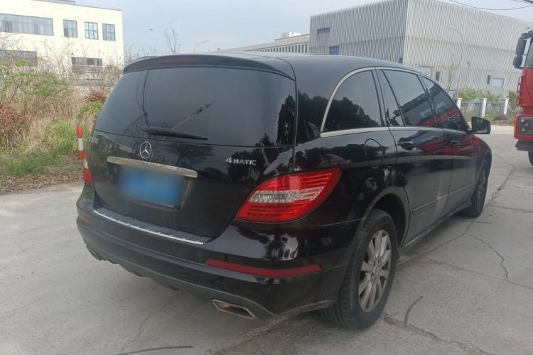 Used Mercedes-Benz R-Class 2017 R 320 4MATIC Business Edition Prestige Model
