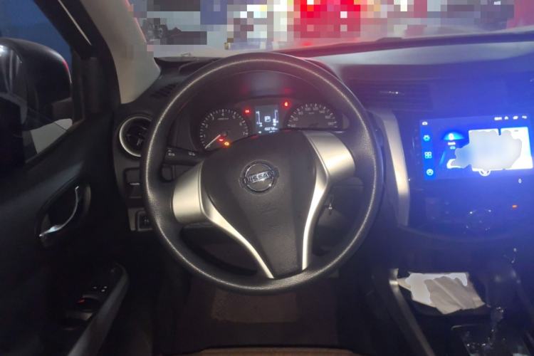 Used Nissan Navara 2017 2.5L Automatic 2WD Luxury Edition QR25